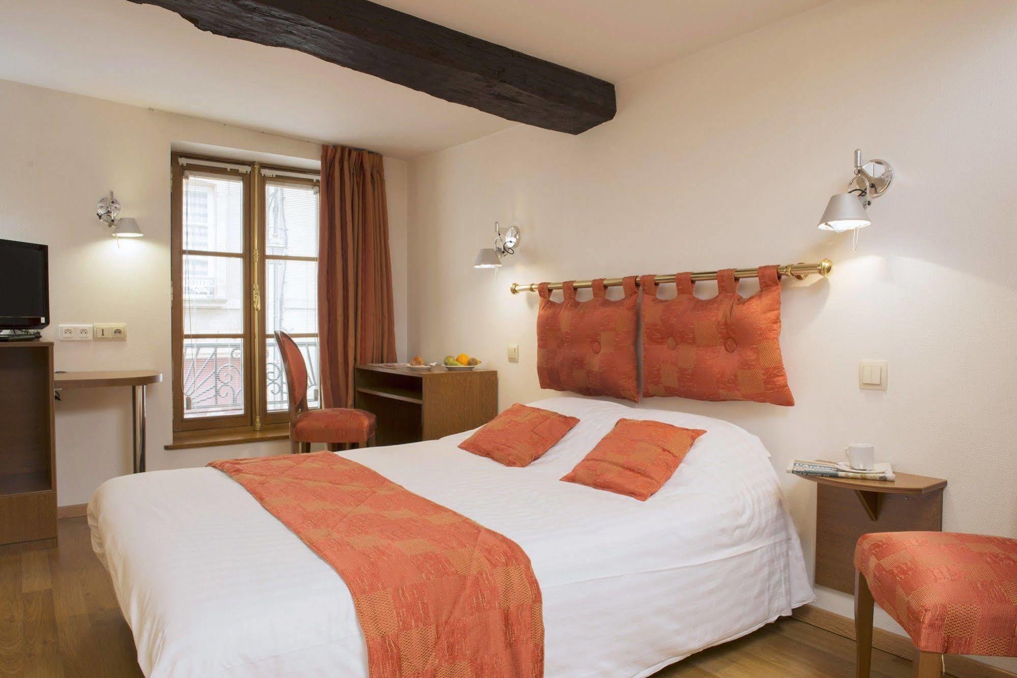 Hotel Le Saint Michel Sedan Exterior foto
